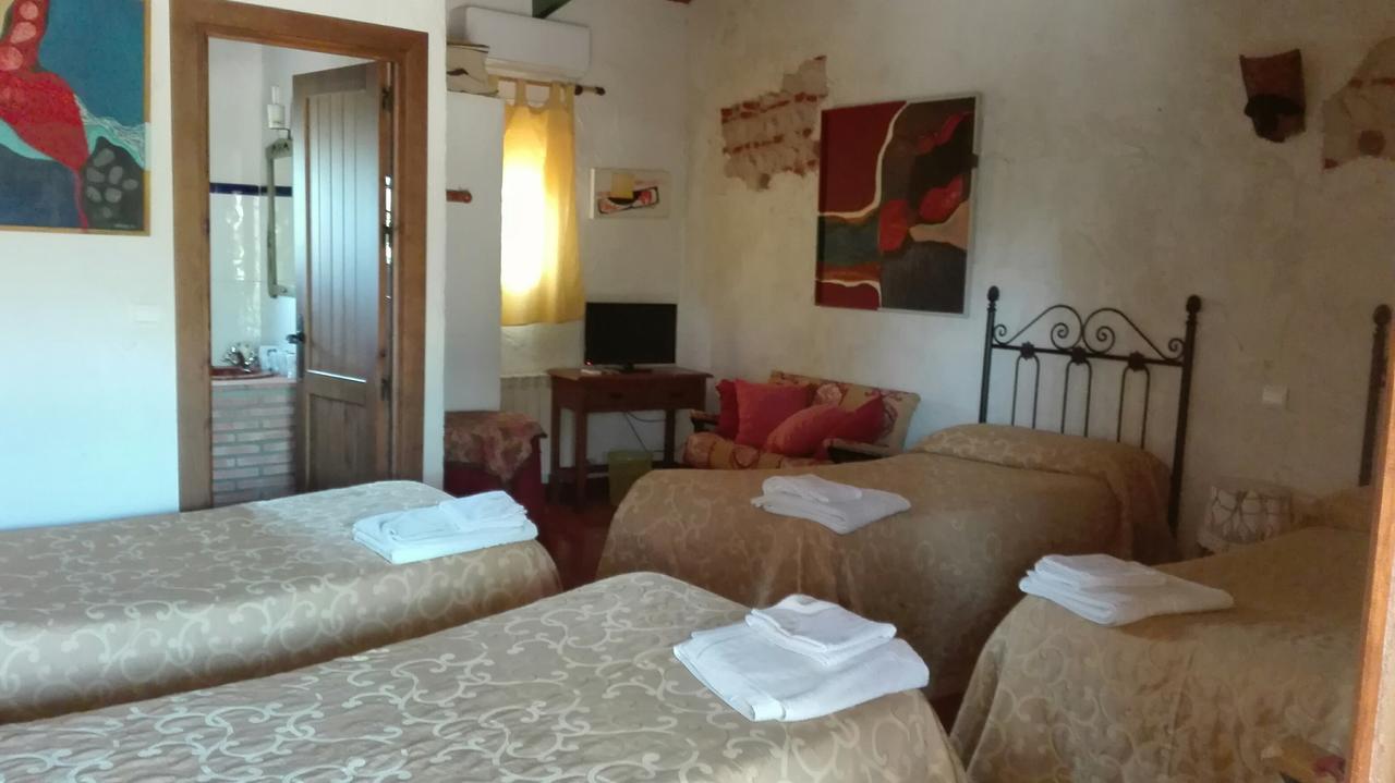 Hotel Rural La Cimbarra Aldeaquemada Buitenkant foto